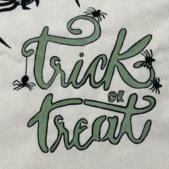 Handmade Halloween Trick-or-Treat Bag – Spider Design Tote for Kids - Picture 6 of 7